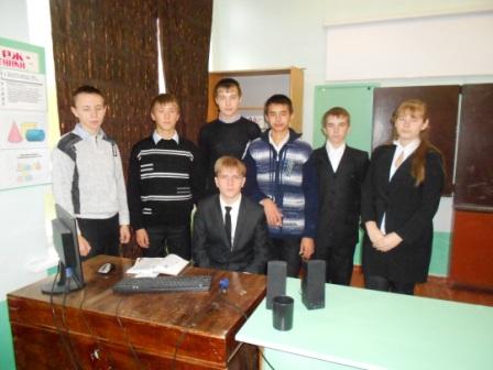 Букуров Кирилл и 9 класс в день самоуправления